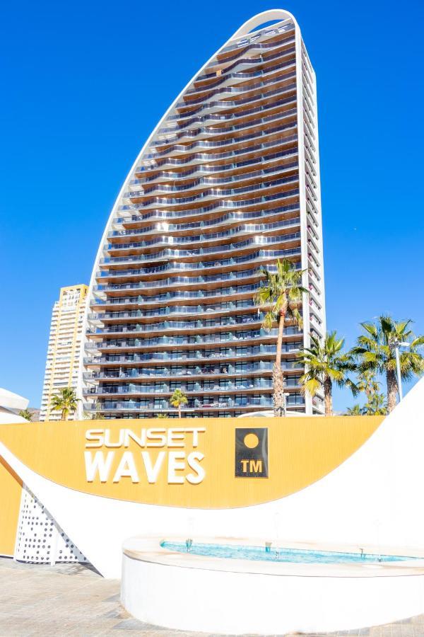 Sunset Waves 3 Apartment